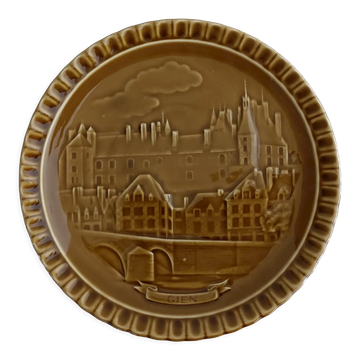 Plate castle of Gien