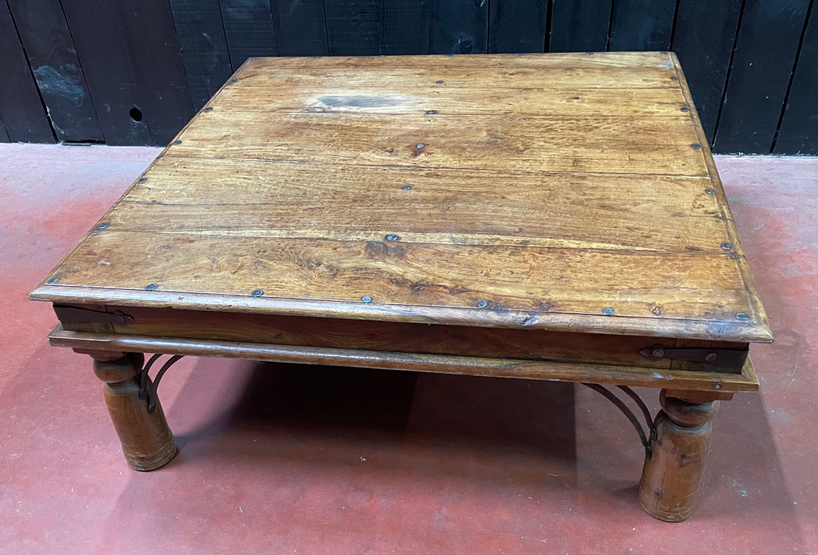 Square coffee table in solid teak wood 1m x 1m