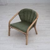 Années 1970, paire de fauteuils lounge scandinaves, mobilier en velours et rotin