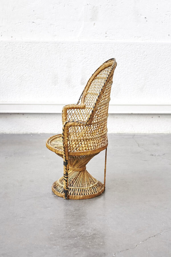 Emmanuelle Chair for child