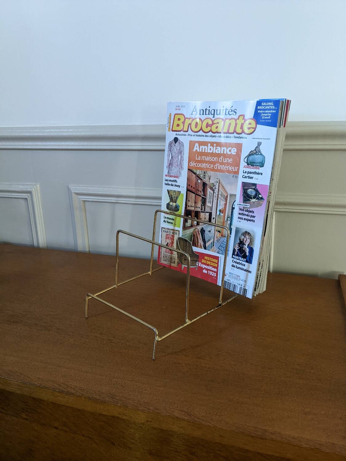Magazine rack