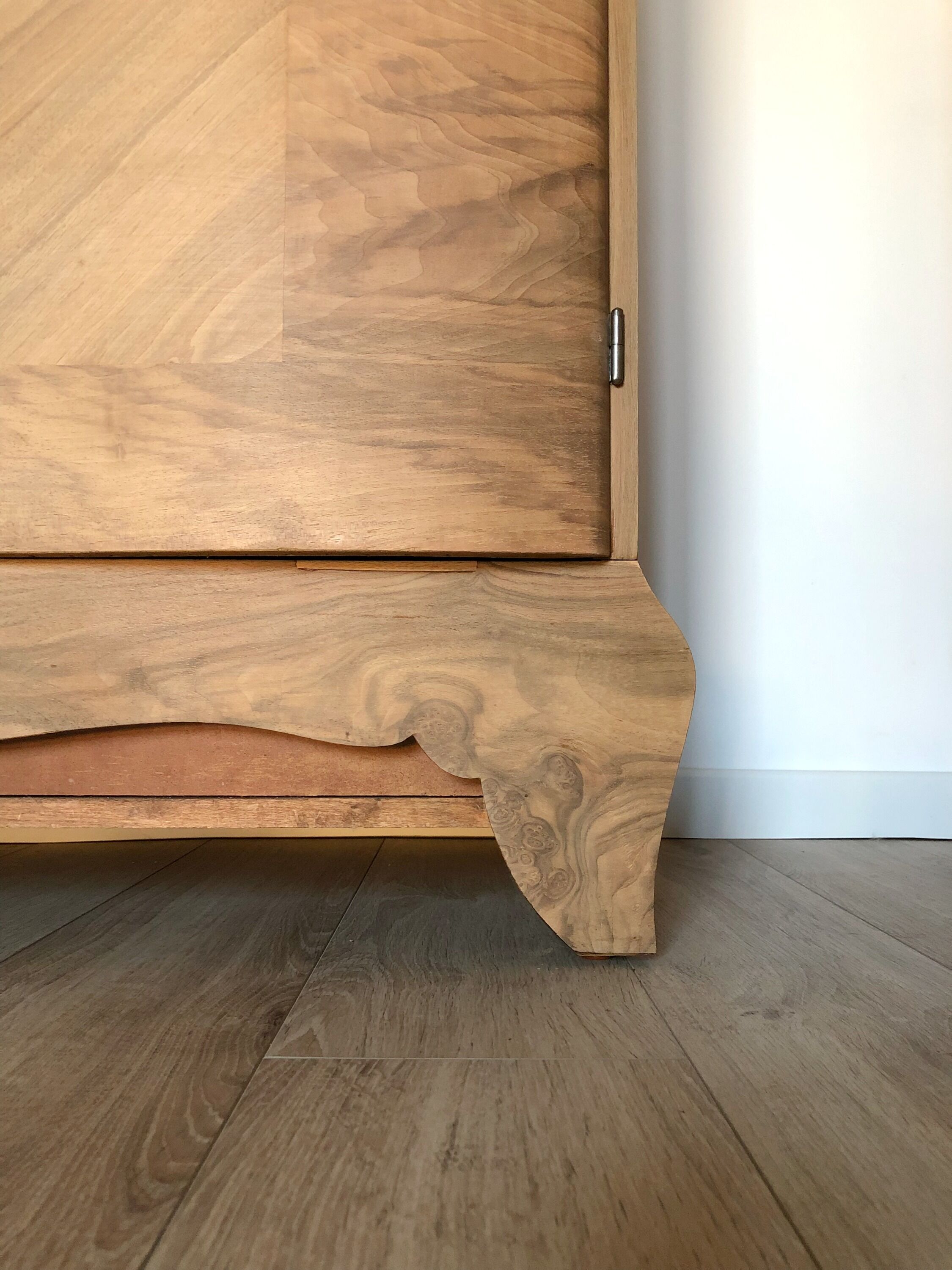 Furniture from the 30s/40s with elm magnifying glass veneer