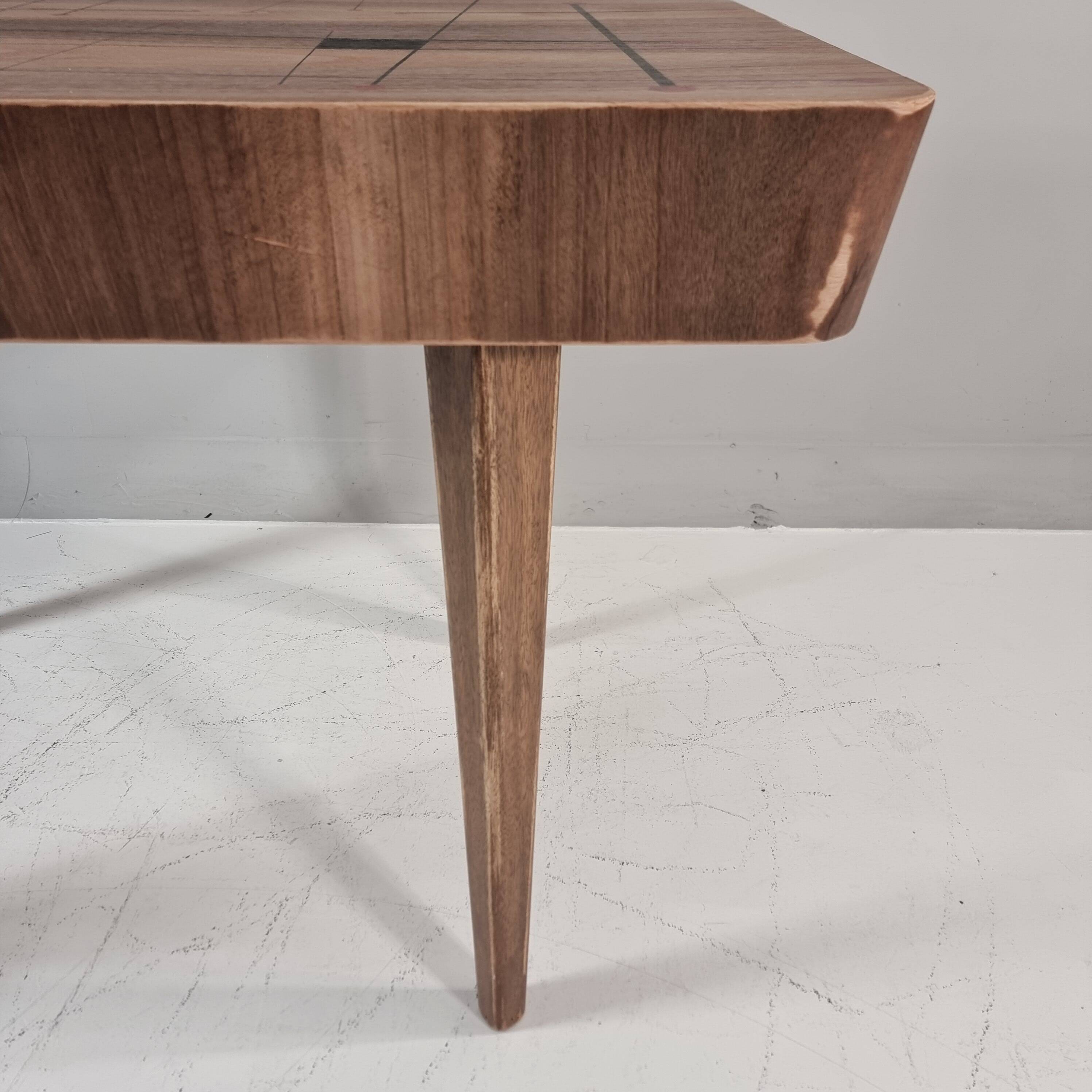 Vintage dining table in walnut, 1970s
