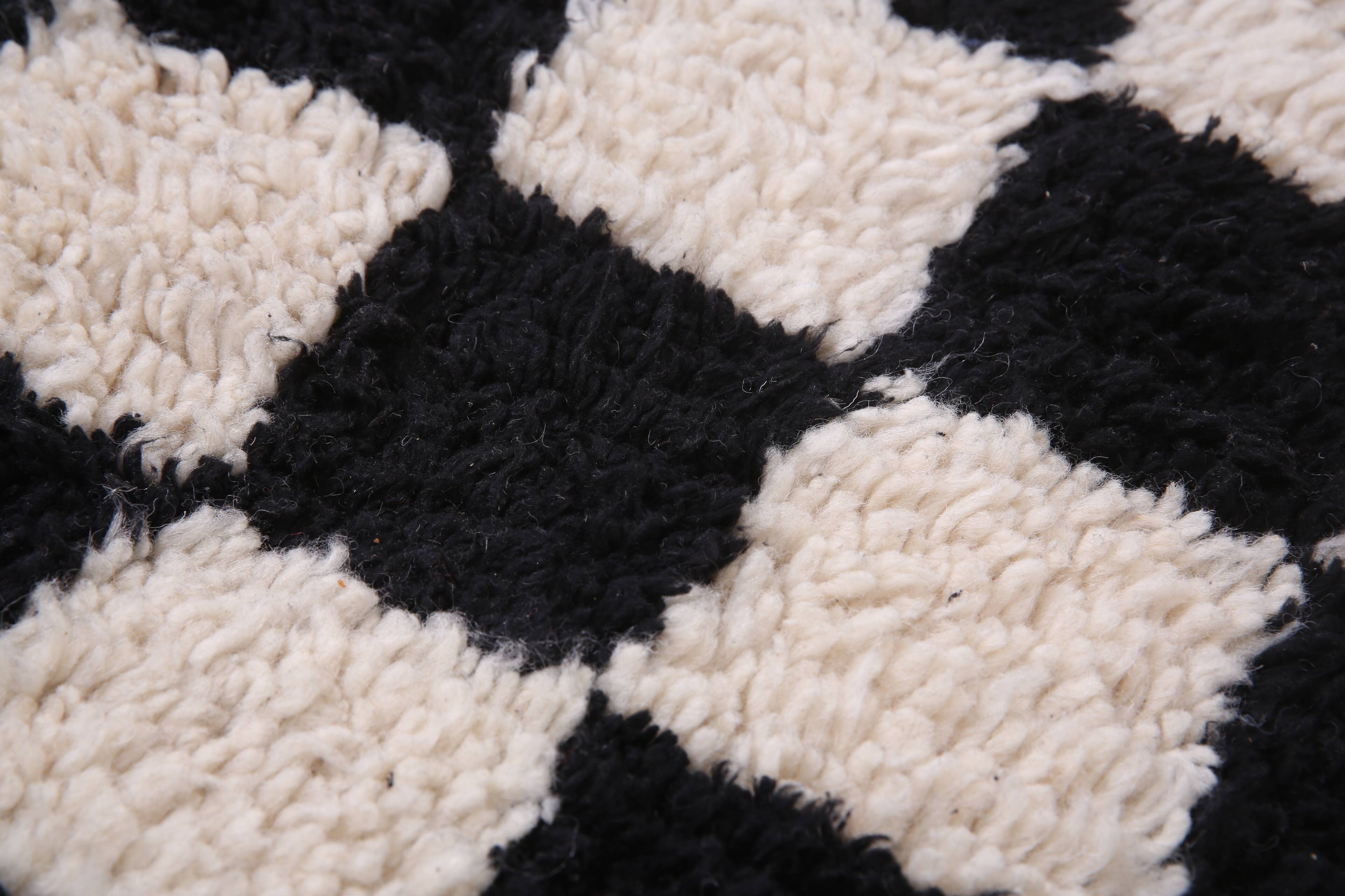 Moroccan Handmade Beni Ourain Rug 95 x 177 cm - Checkered Berber Runner rug