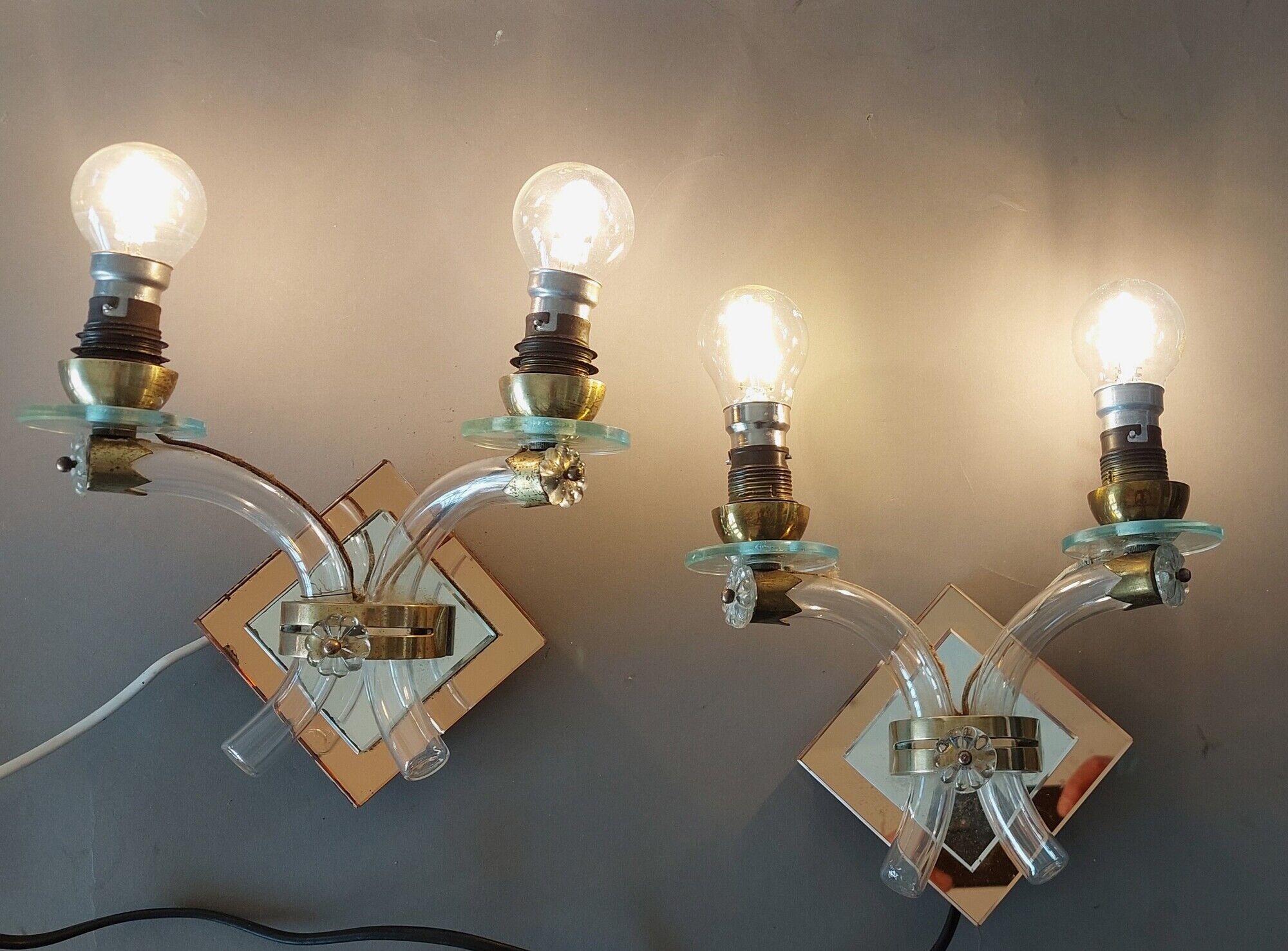Pair of sconces in crystal, brass and mirror glasses, Italy 1940/1950.