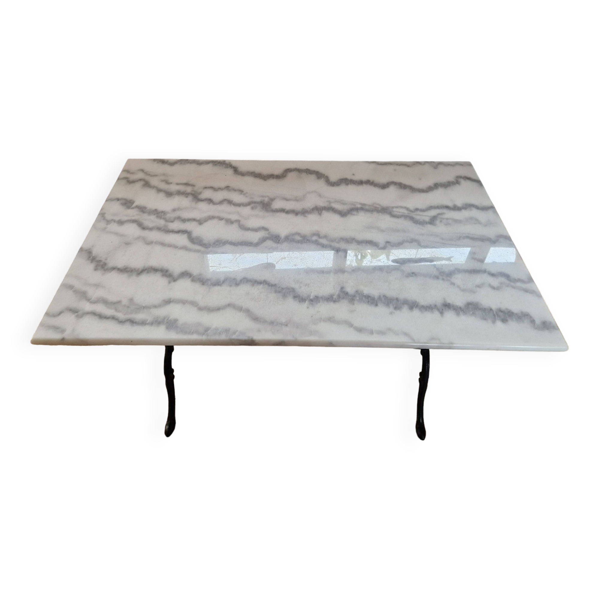 Bistro table with marble top and cast iron legs