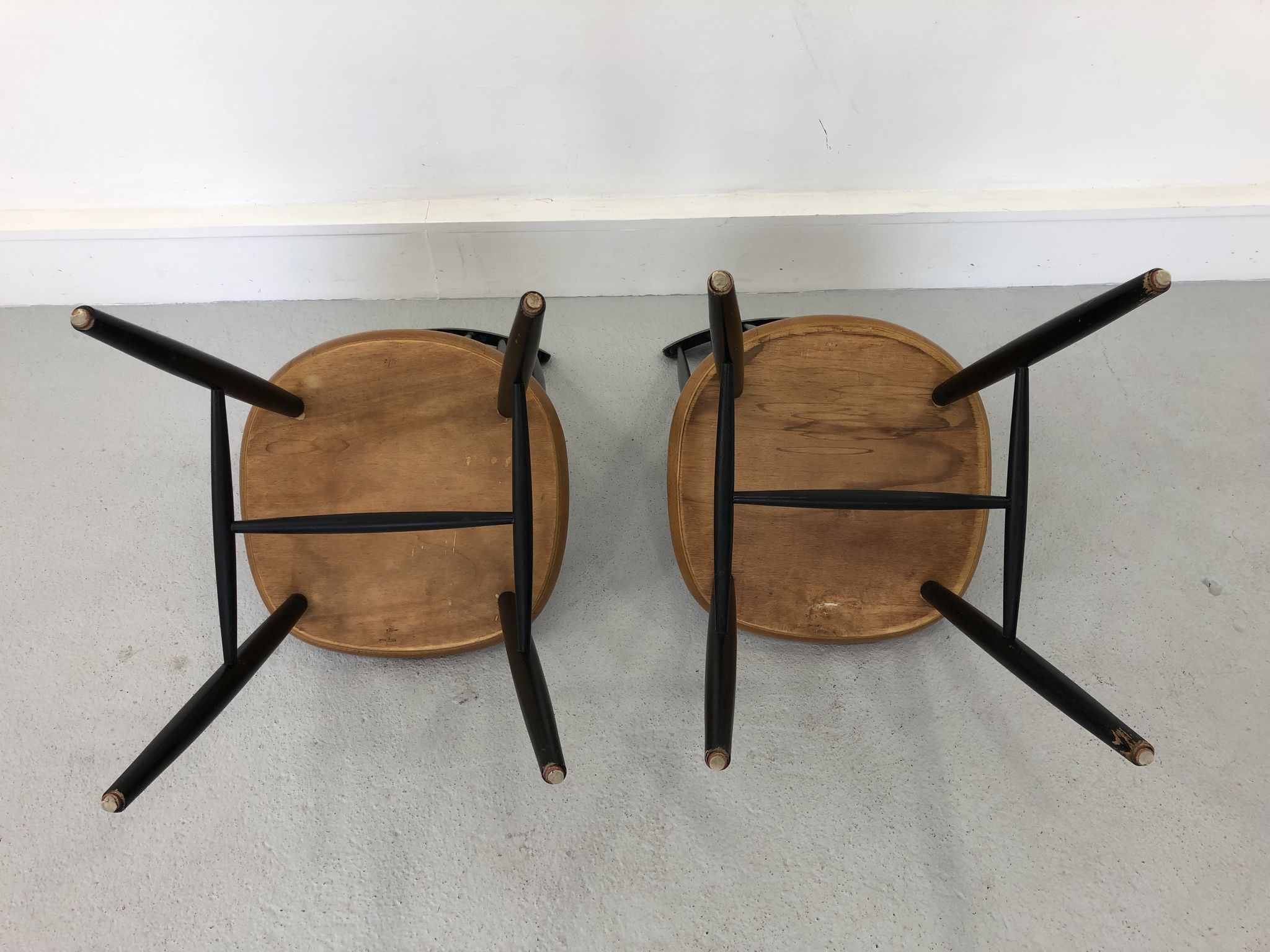 Set of 2 chairs, 1970s