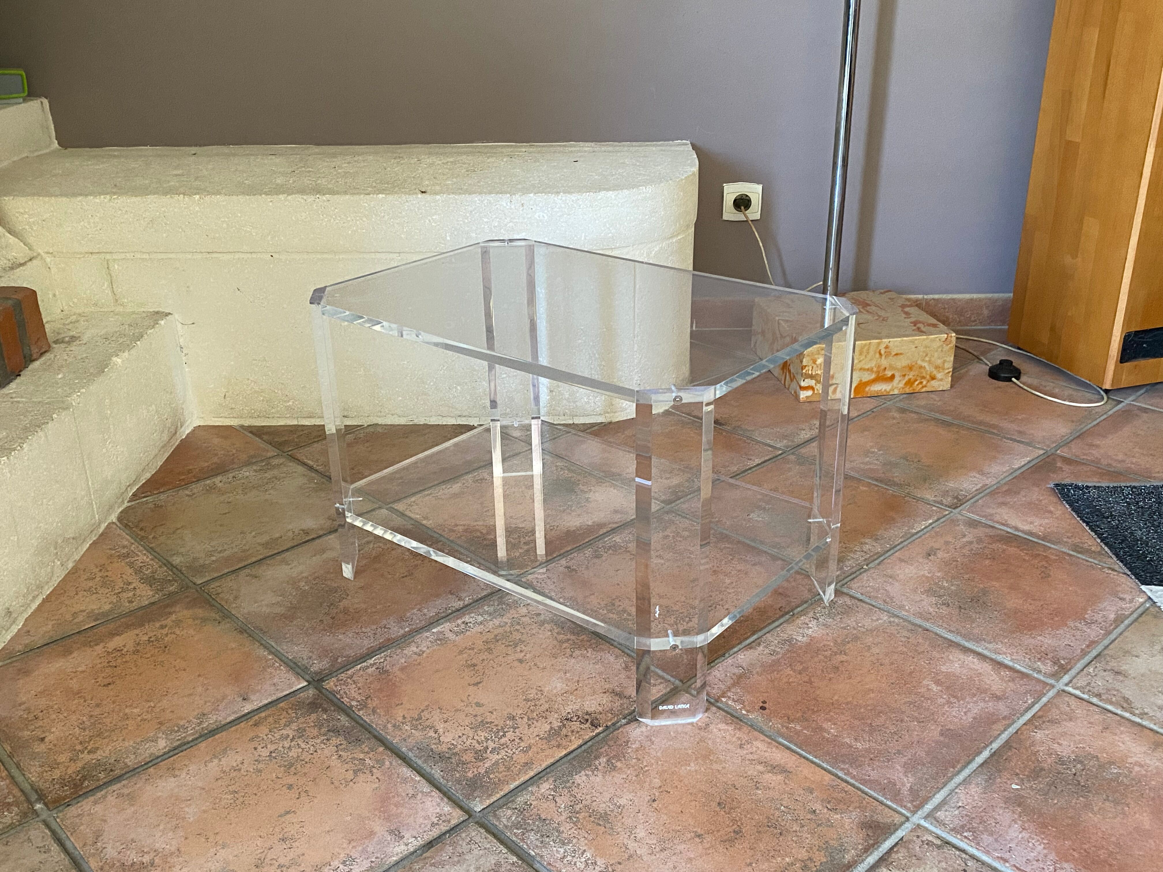 Coffee table David LANGE. 1970. Plexiglass. 60x40.