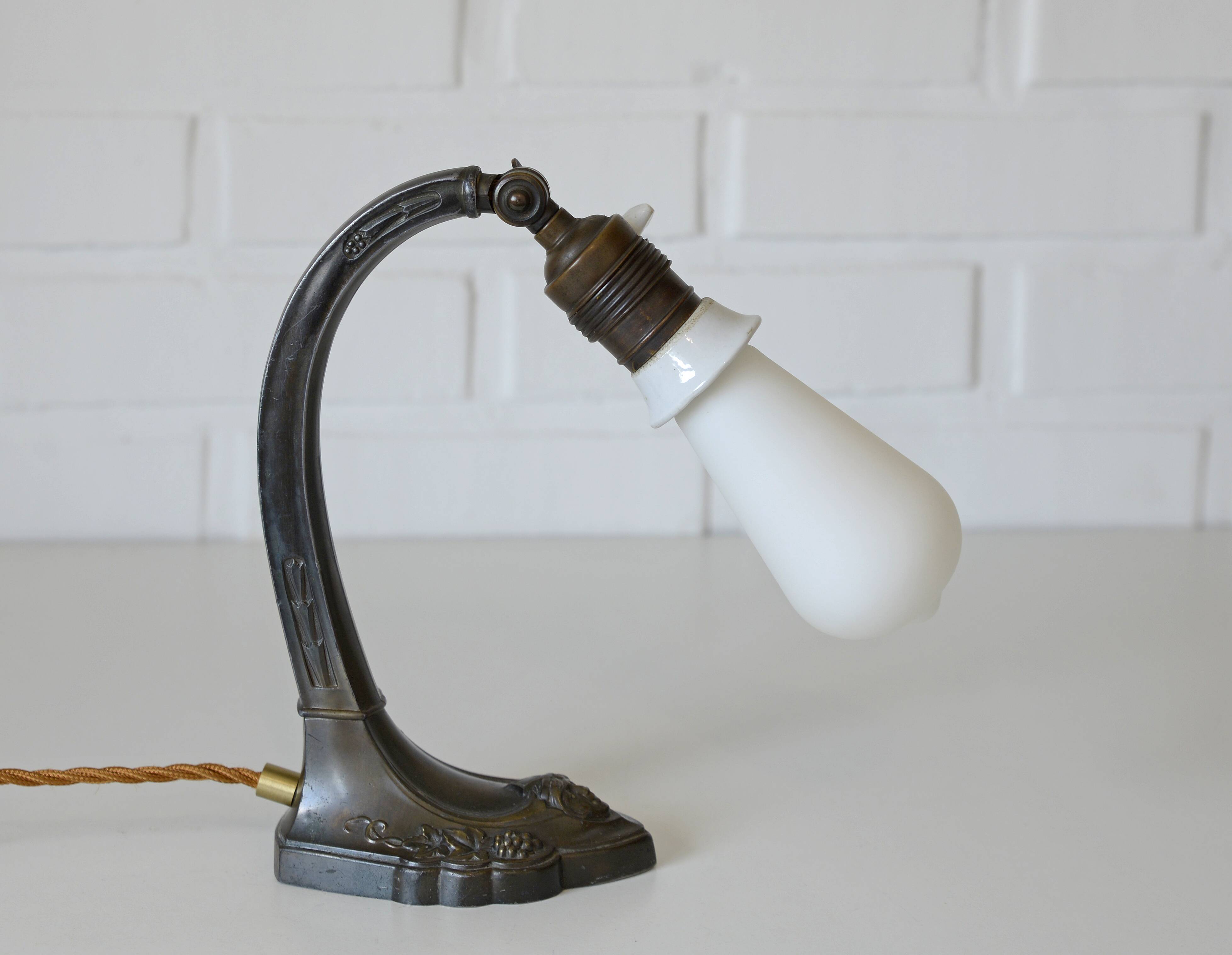 Antique desk lamp Art Nouveau table light brass bedside lamp Austria 1920s