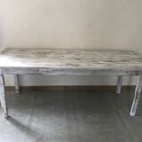 White patinated farmhouse table