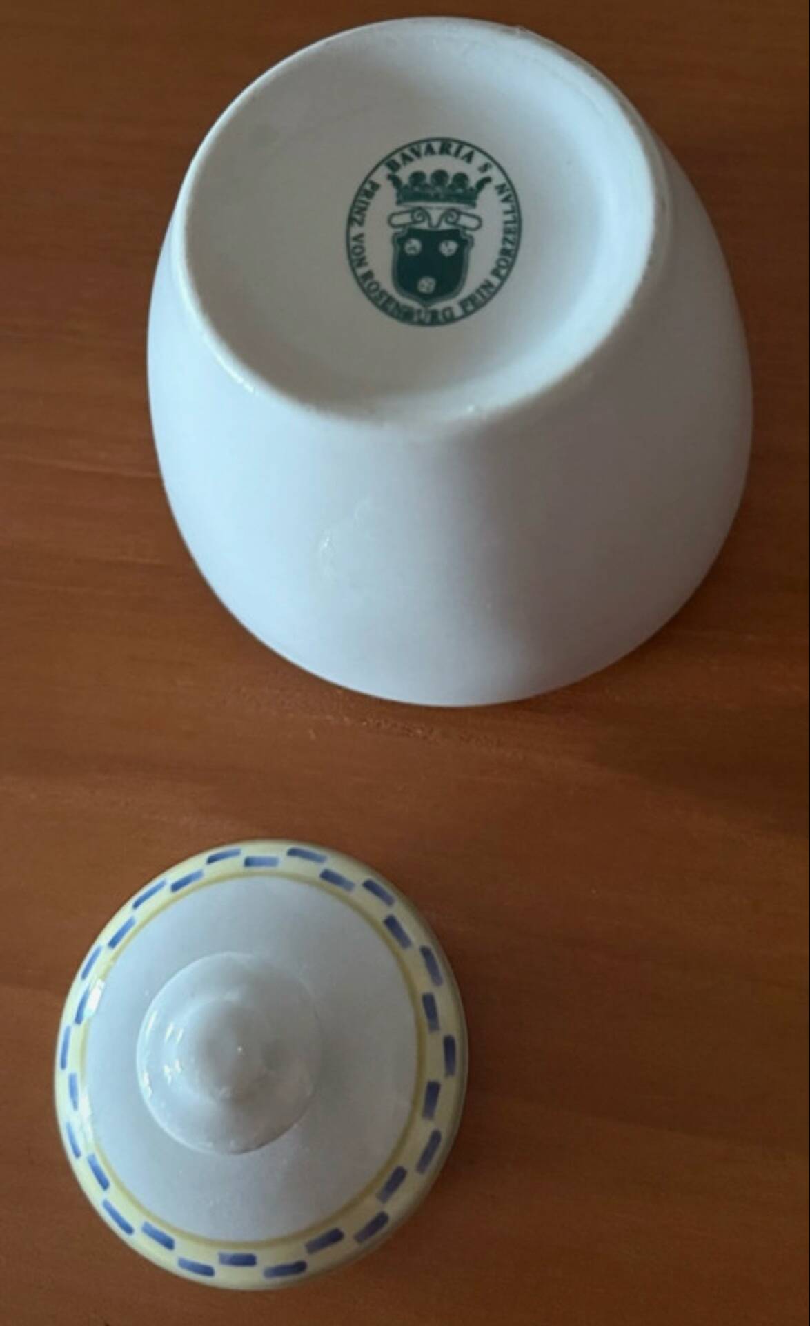Fine porcelain sugar bowl from Bavaria with a grape design.