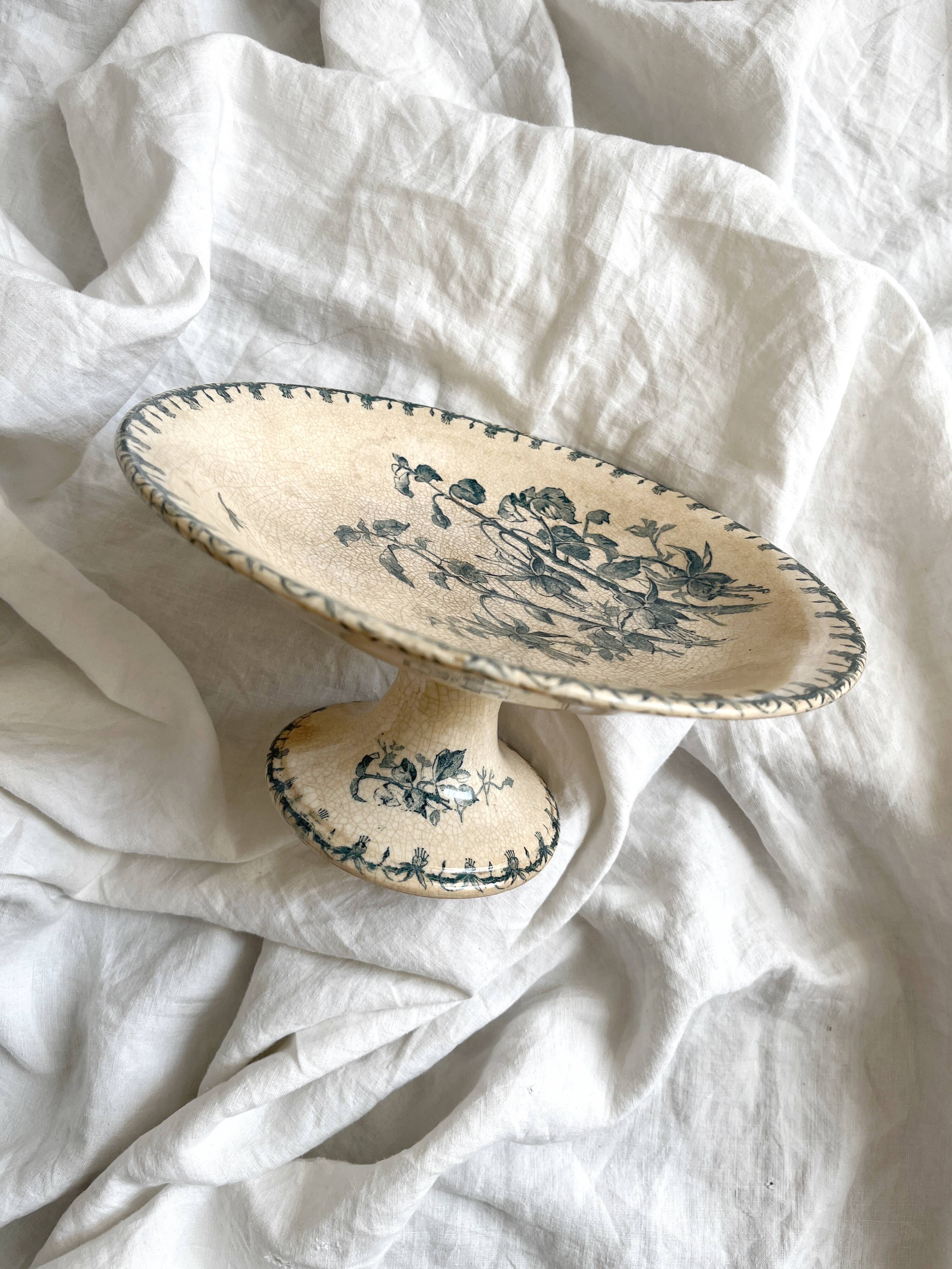 "Fushia" iron earthenware compote dish from Gien circa 1900