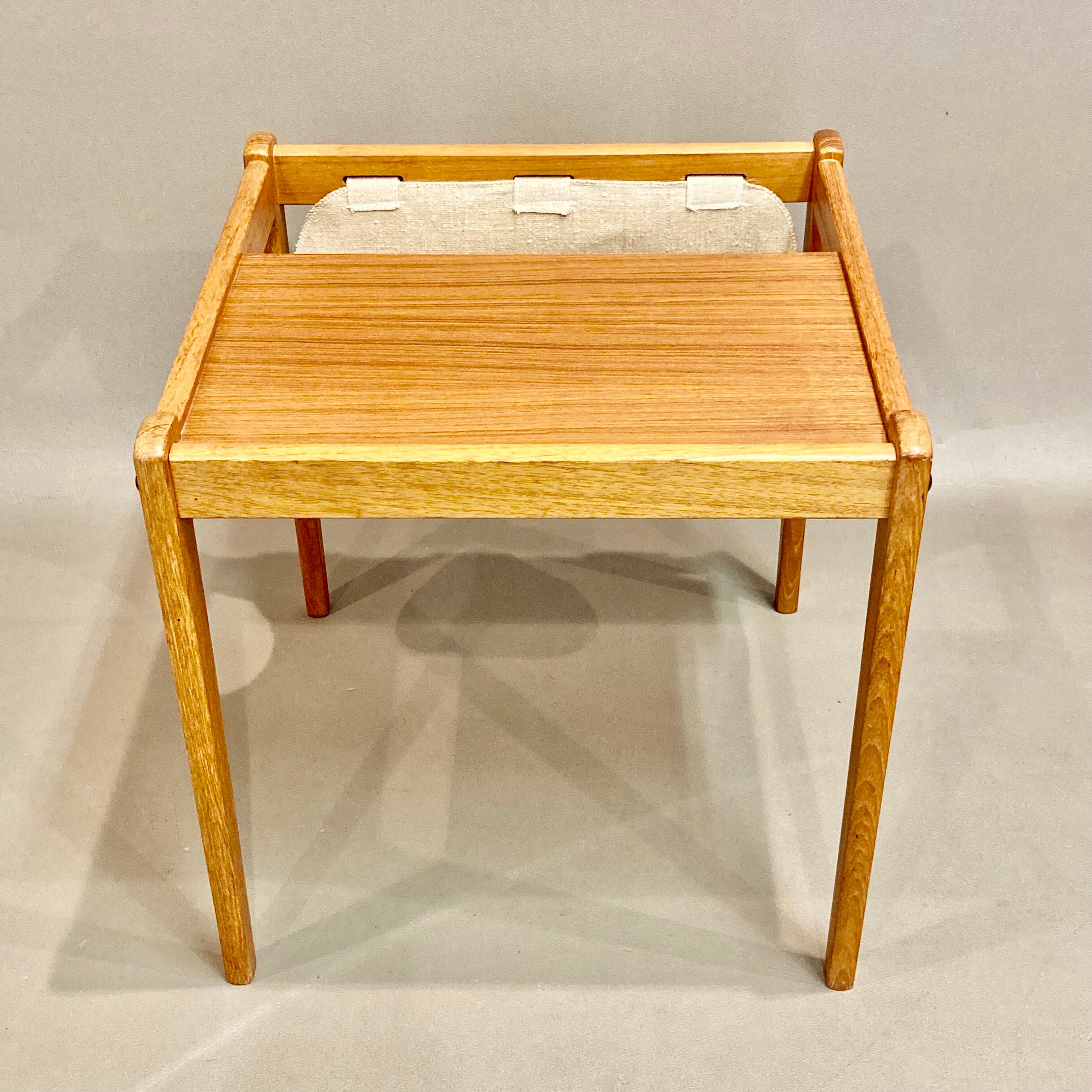 Table magazine holder Scandinavian design stamp 1950.