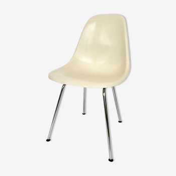 DSX Eames chair for Herman Miller vintage 70