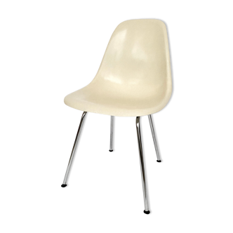 DSX Eames chair for Herman Miller vintage 70