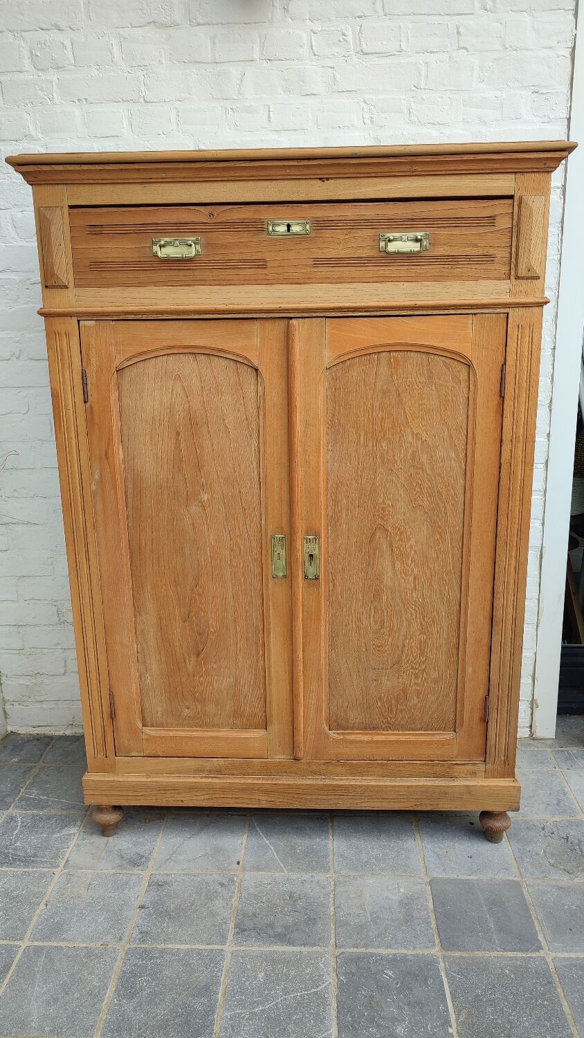 Grand Parisian buffet