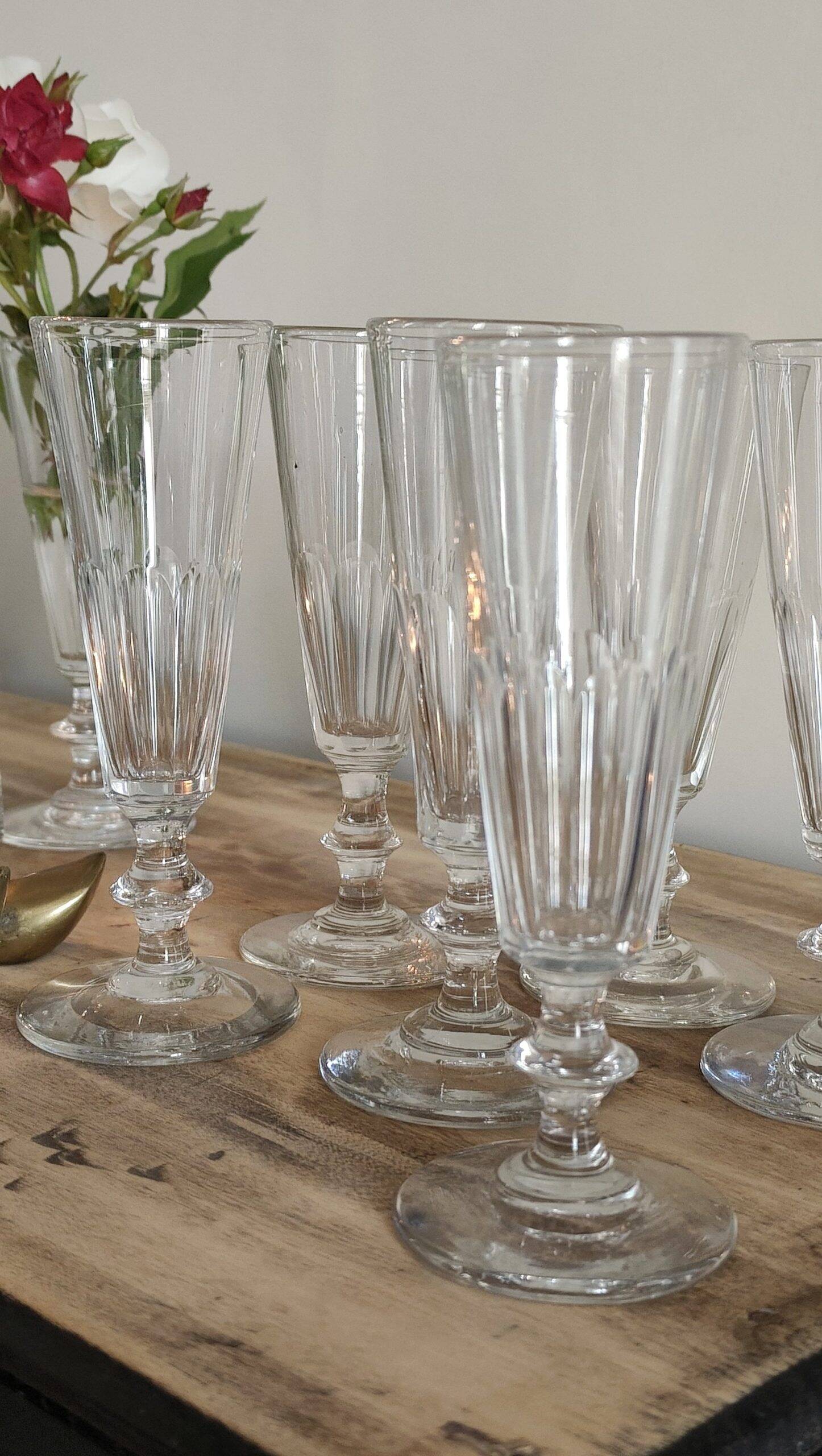 Ensemble de 6 flûtes « Caton » cristal fort – 19e siècle, Baccarat Saint Louis