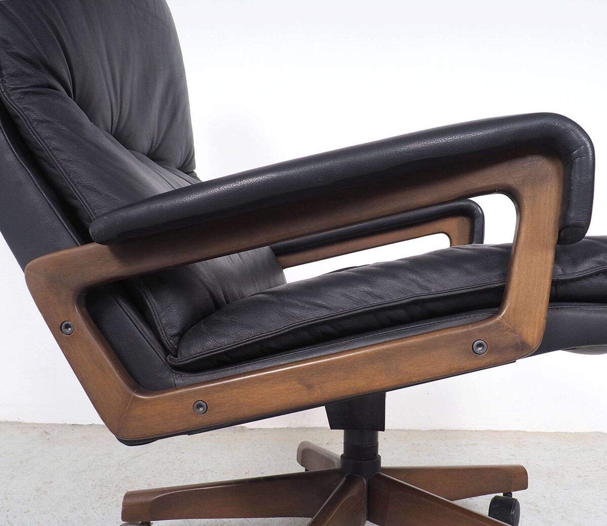 Black Leather King Chair by André Vandenbeuck for Strässle, 1960s