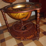 Earth globe bar world map wheels 1970/1980