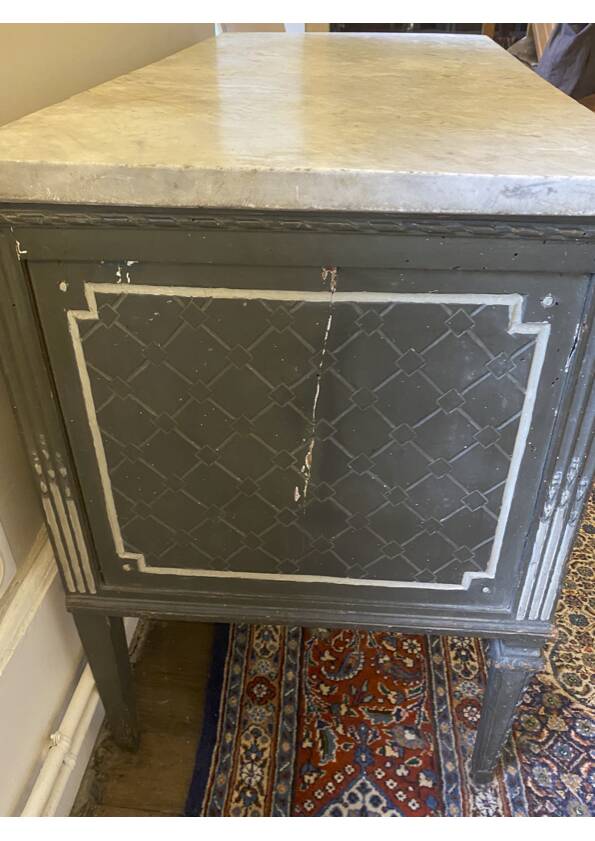 18th century chest of drawers