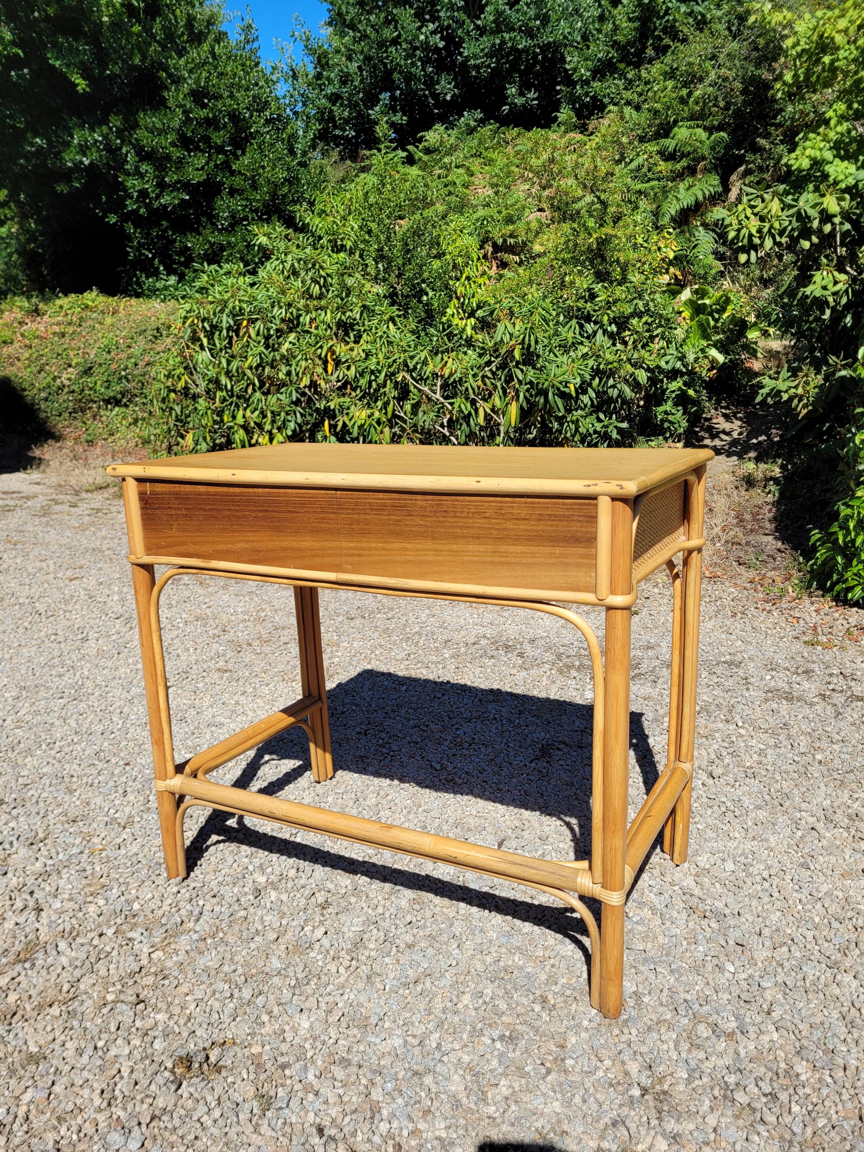 Desk 2 drawers vintage rattan