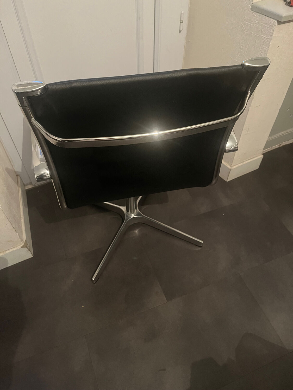 Harmony Swivel Conference Chair