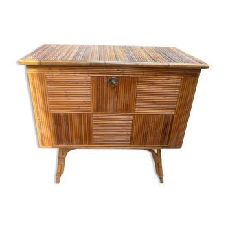 Meuble bar en rotin
