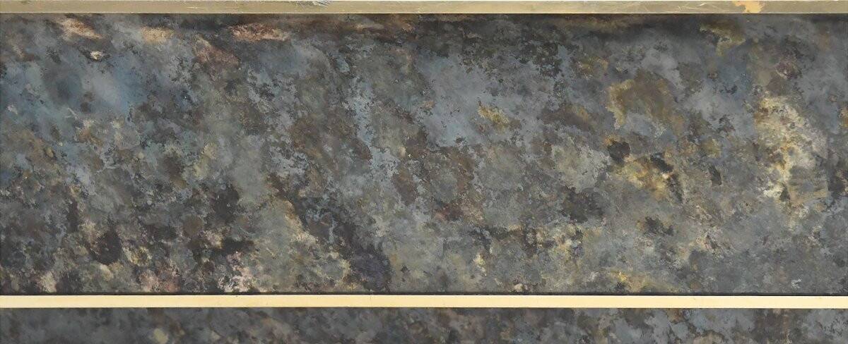 Marble glass coffee table with "solar eruption" decor.