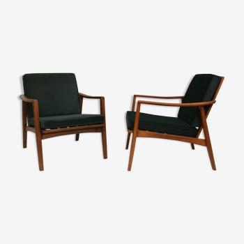 Paire de fauteuils style scandinave années 60, tissu velours vert sapin