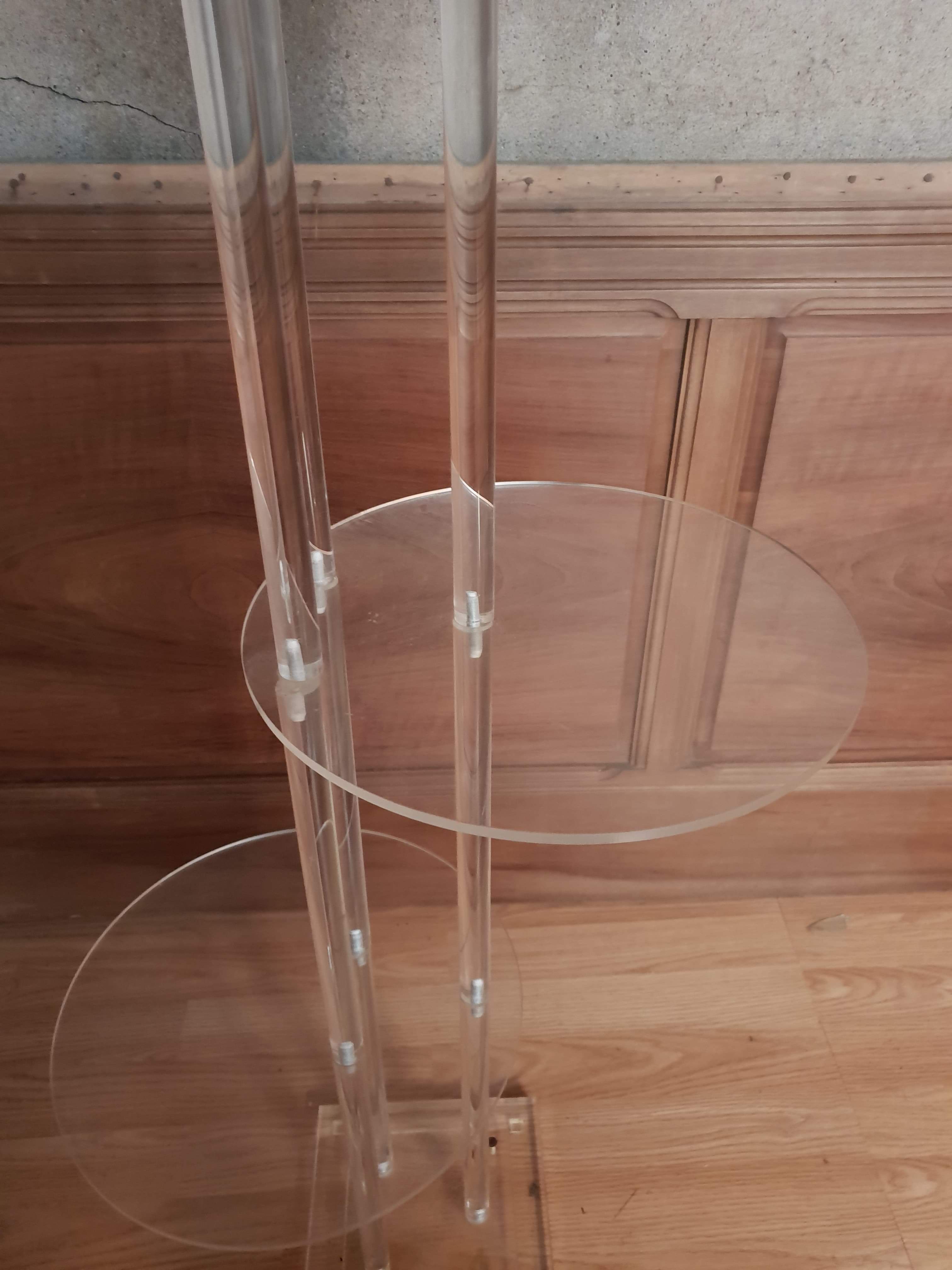 Vintage Plexiglas Sellette