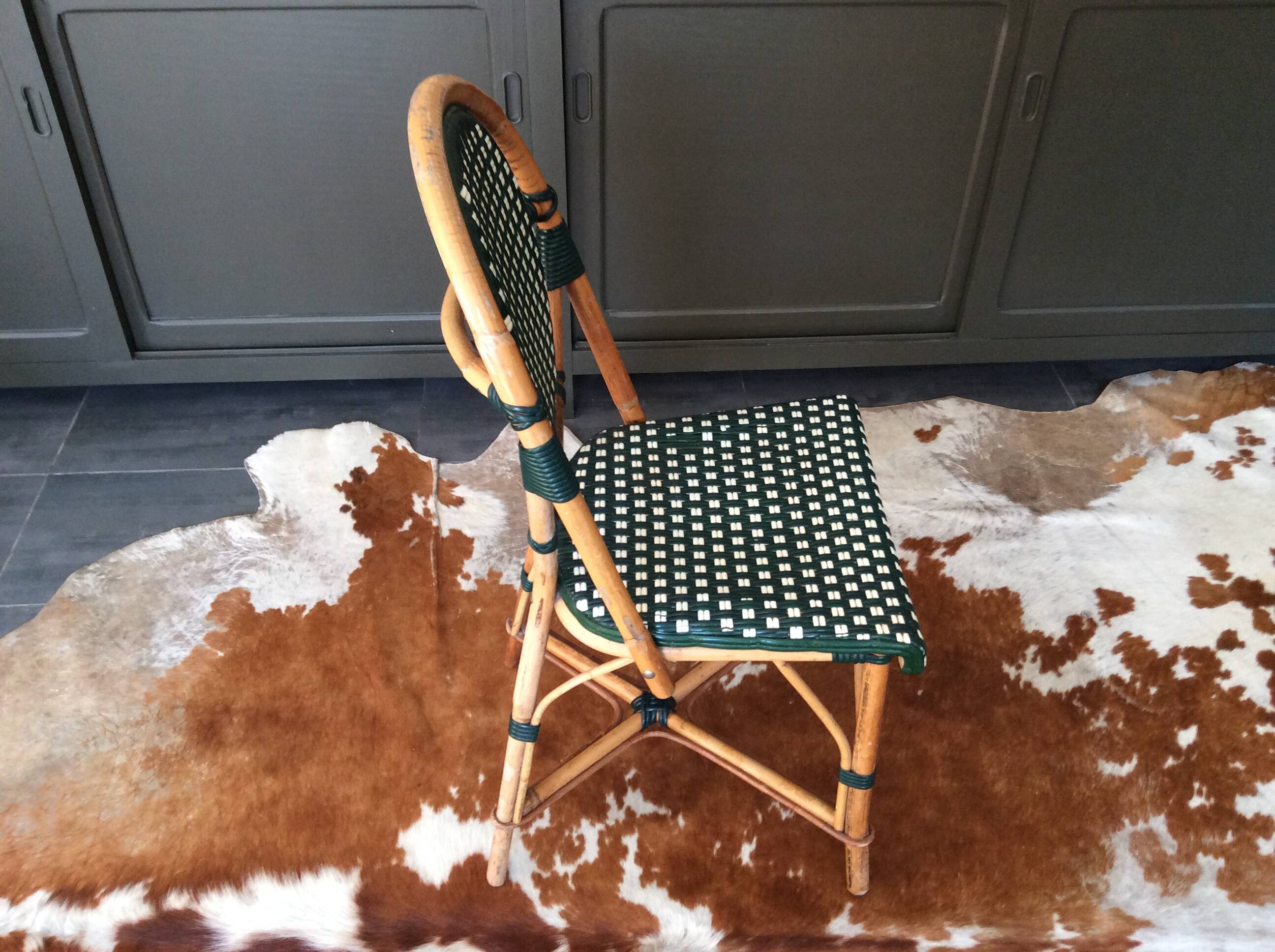 Bistro chair