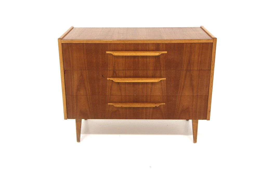 Scandinavian chest of drawers in teak and oak, Sweden, 1960.