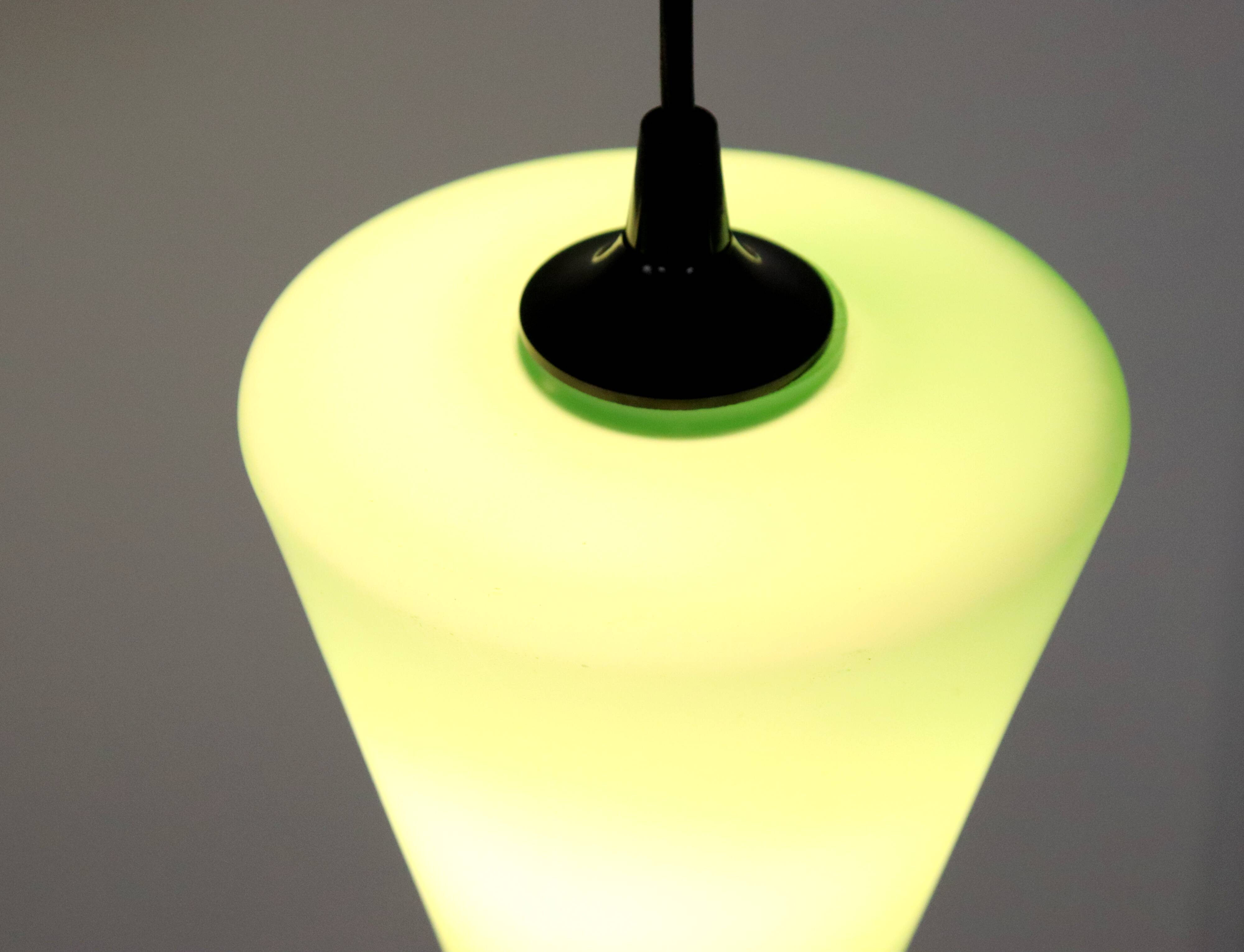 Lampe suspendue en verre vert