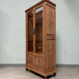 Large pharmacy display case (renovated)