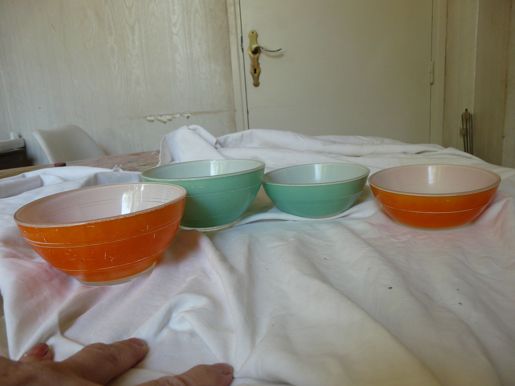 4 green and orange bowls duralex 70s