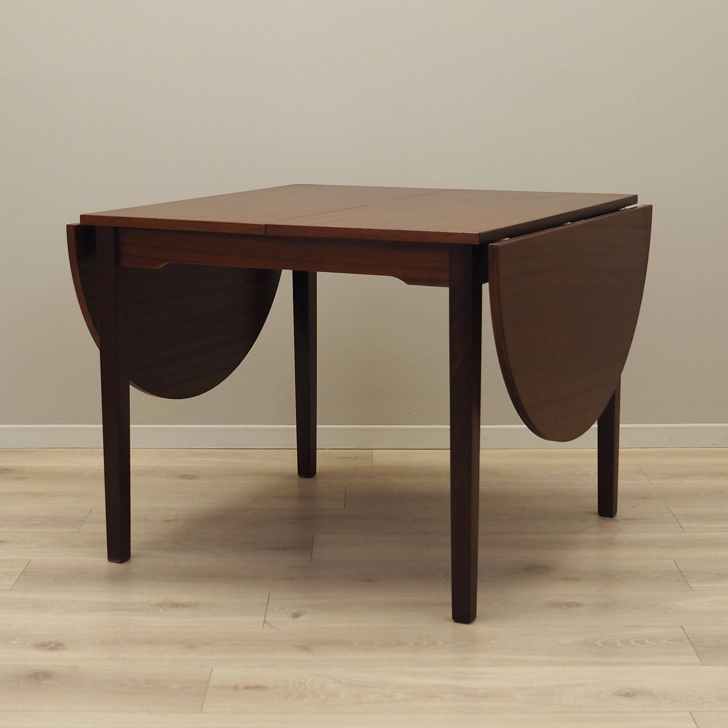 Mahogany table, Danish design, 1970s, production: Denmark