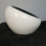 1967 egg pod armchair