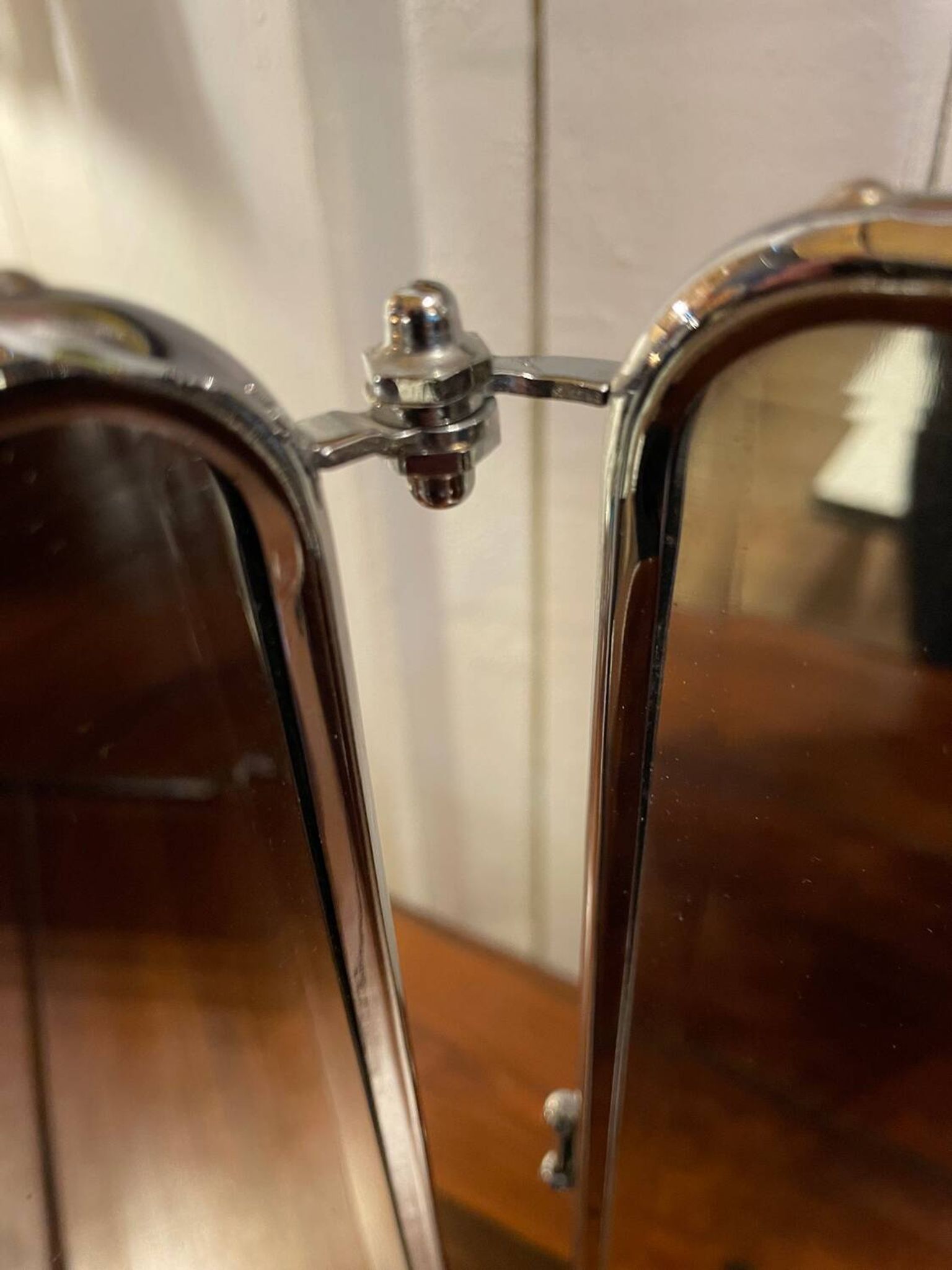 Triptych barber mirror