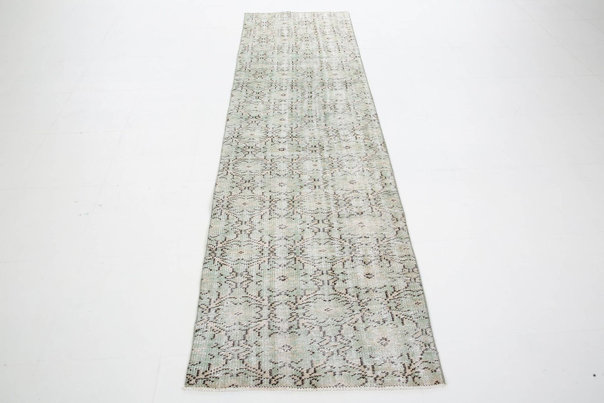 3x9 Shades Of Light Green & Black Vintage Runner Rug, 81x275Cm