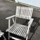 Pair of vintage wooden folding garden chairs – shabby chic look