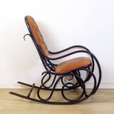 Bentwood pink capitonnée upholstered rocking chair for gasisa, spain, 1960's