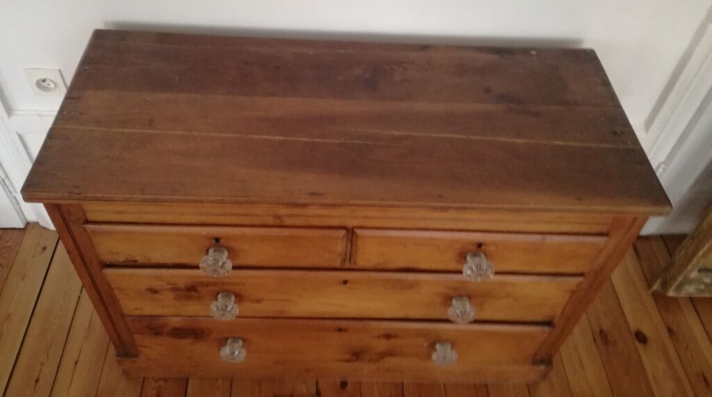 Commode en pin anglaise XIX siècle