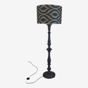 Stylish floor lamp