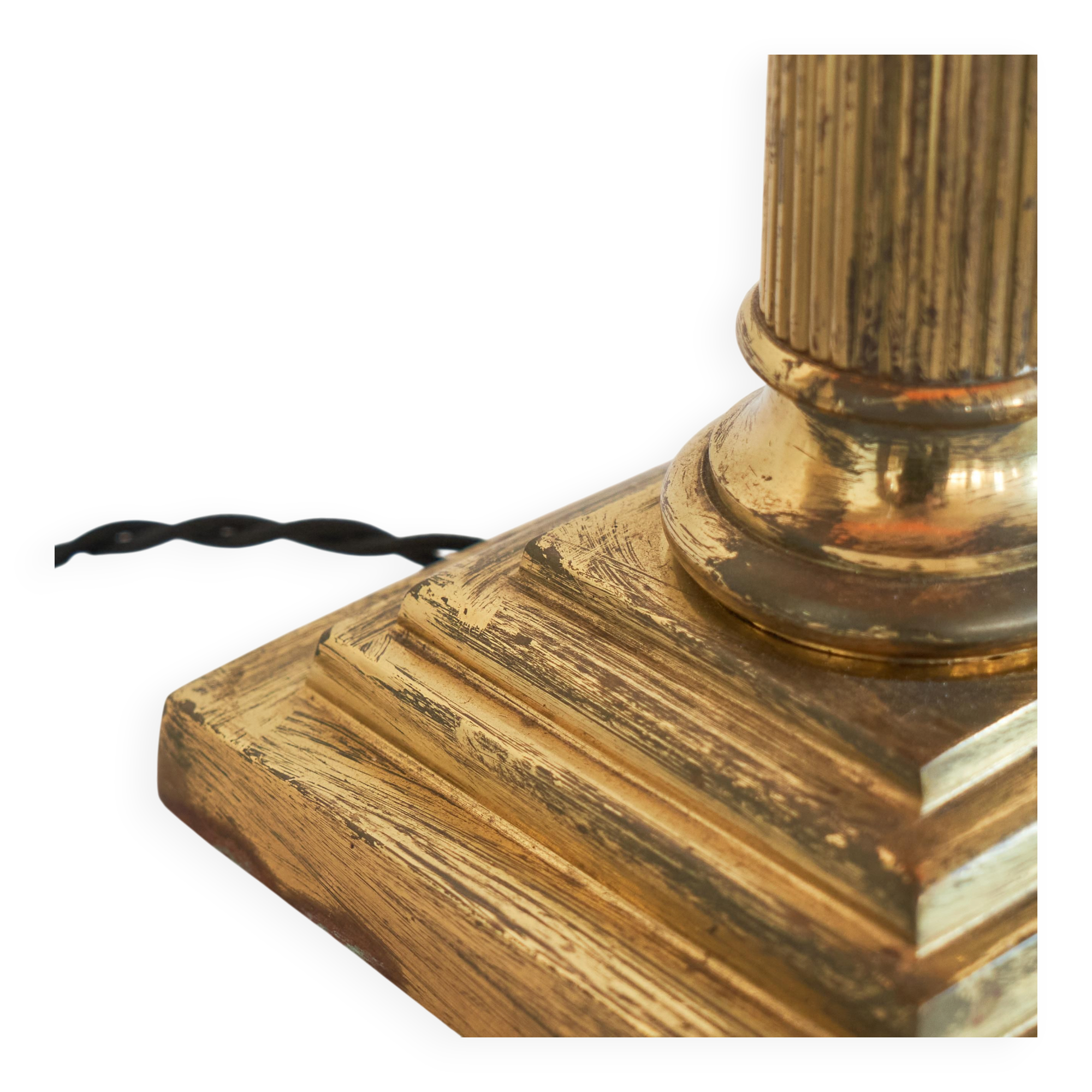 Neoclassical column table lamp in patinated brass