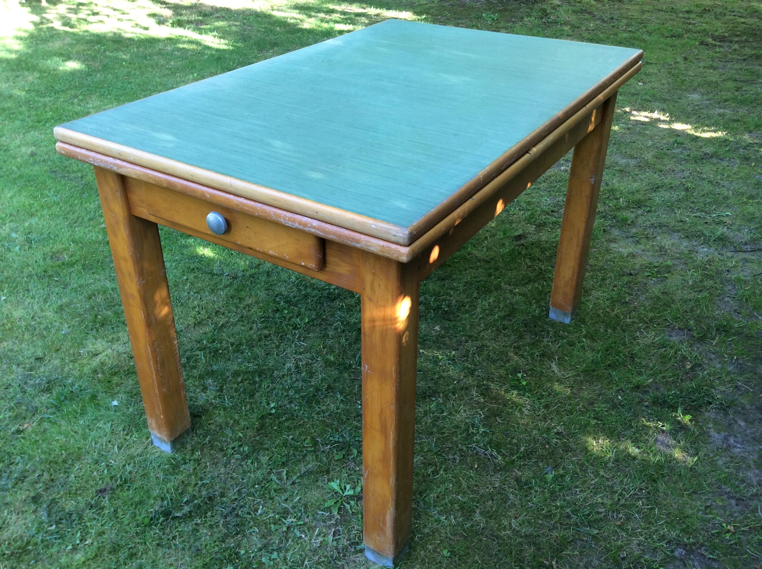 Kitchen table