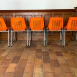 Chaises en plastique