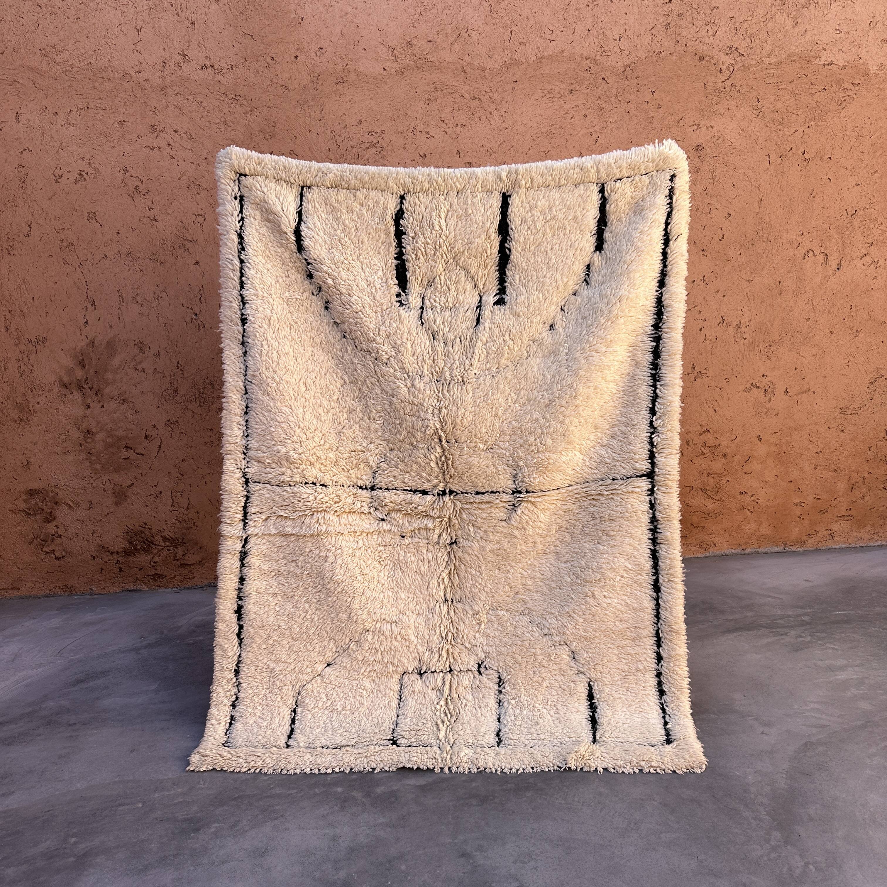 White Marmoucha Moroccan rug - 200 x 148 cm