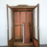 Parisian showcase from the Reconstruction era.