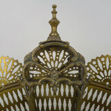 Old chimney fire barrier in fan. Gilded bronze. XIXth