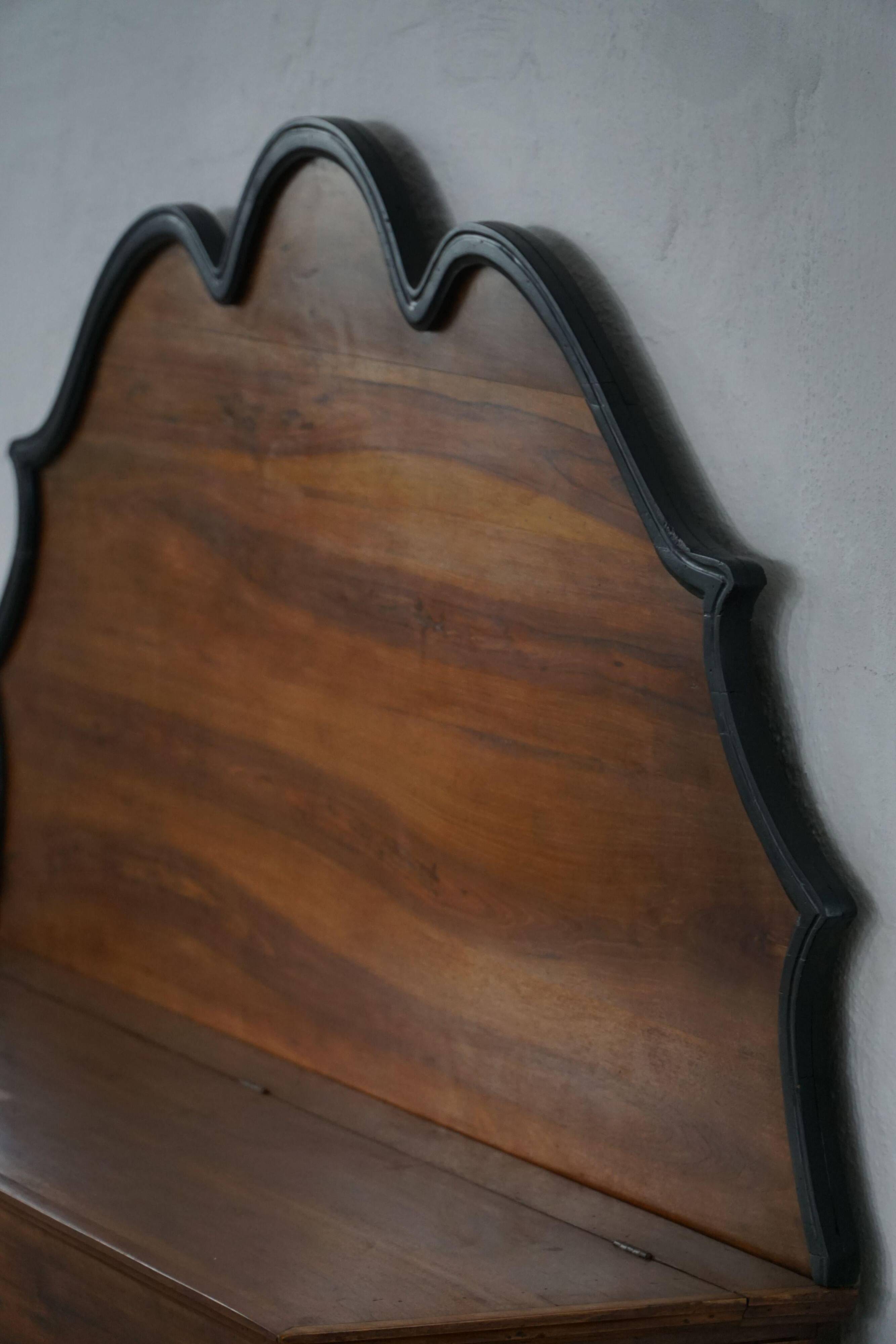 20th-century Art Deco storage bench in walnut, by a Danish cabinetmaker.